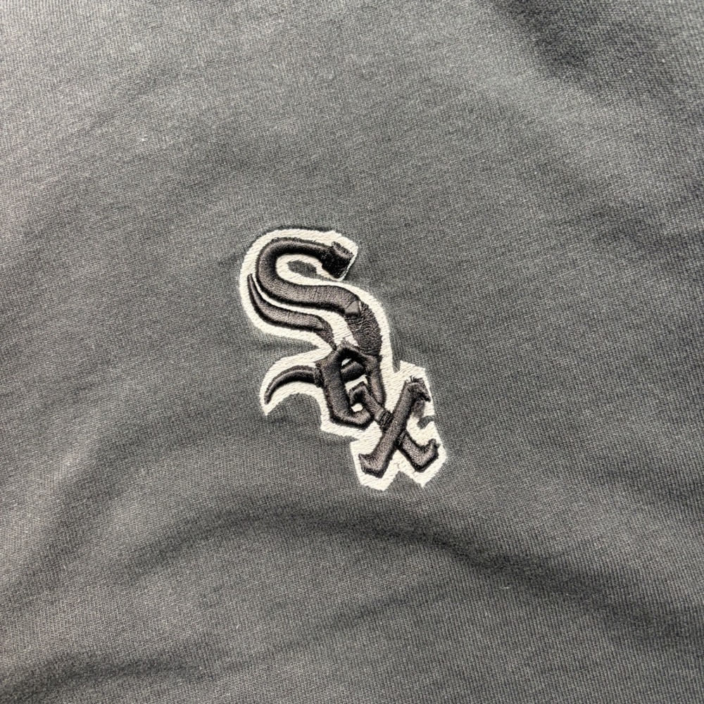 Fruit of the Loom Chicago White Sox Embroidered T-Shirt Black XL Vintage MLB - Picture 2 of 8
